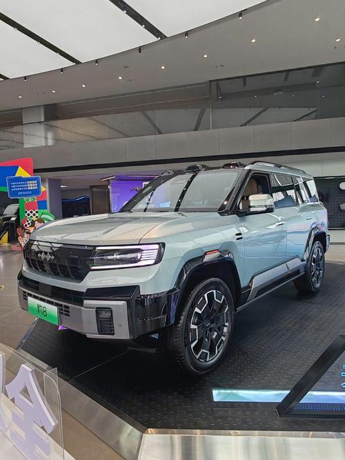 广州海珠区新天富企业管理咨询比亚迪方程豹硬派越野的爆款，英菲尼迪35周年与你共成长